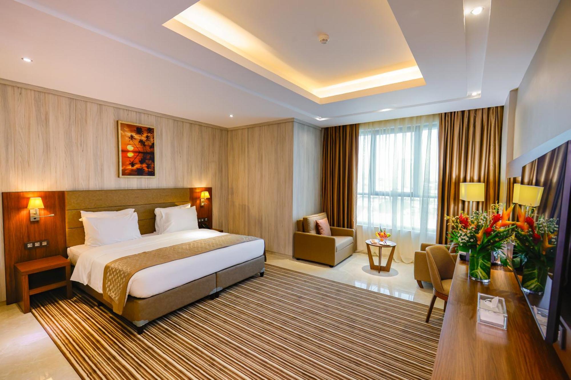 Byblos Hotel Abidjan Exterior photo
