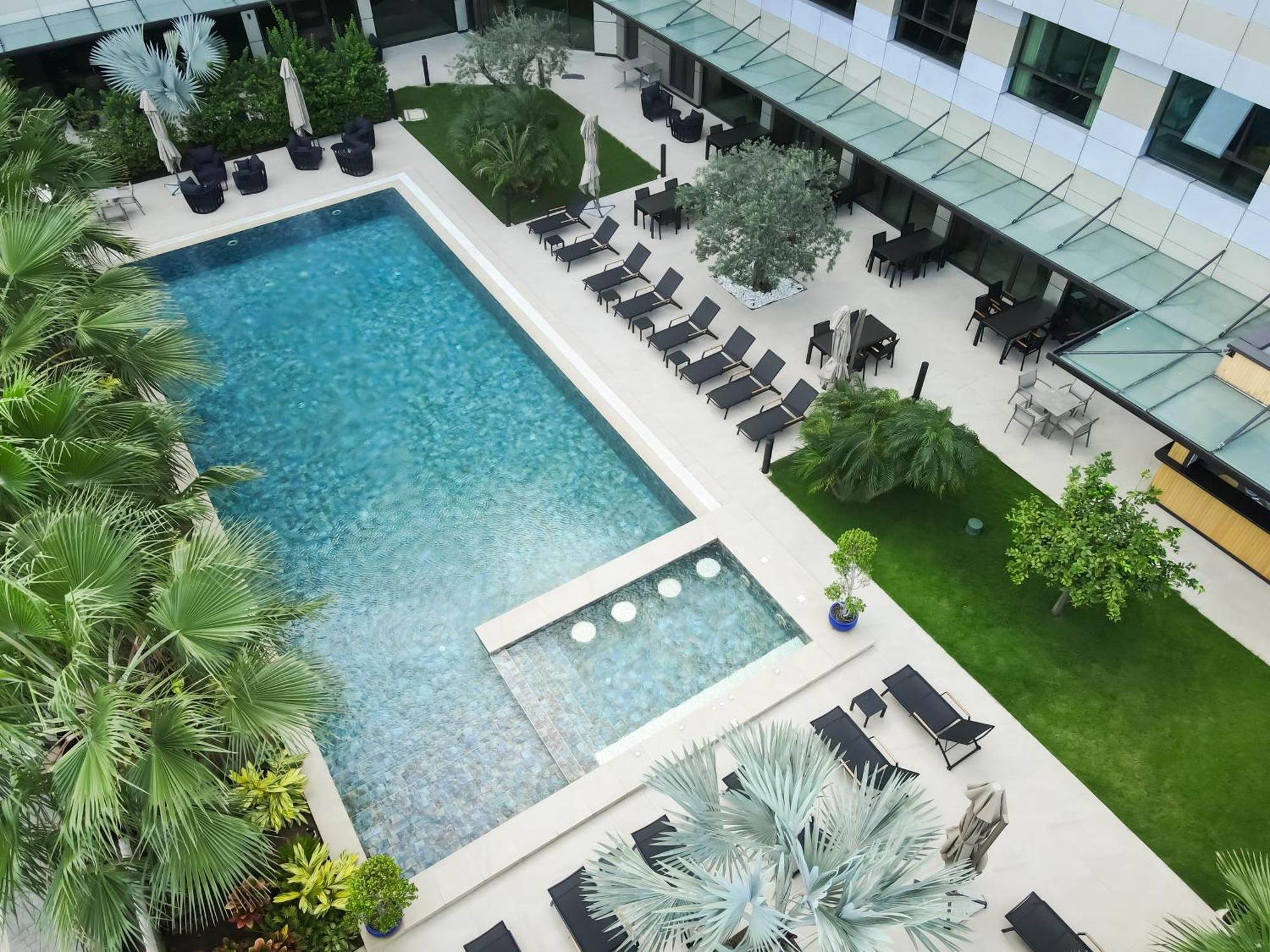 Byblos Hotel Abidjan Exterior photo